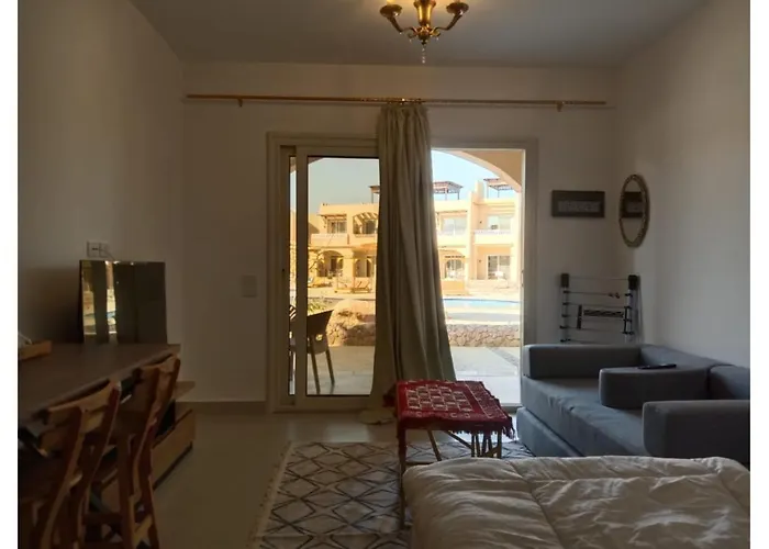 Nadira Sea View