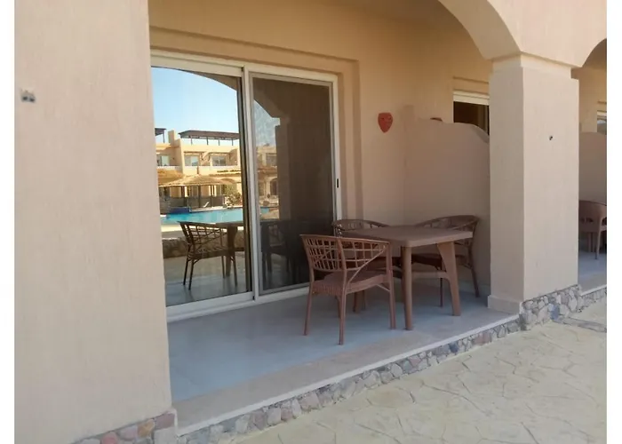 Nadira Sea View